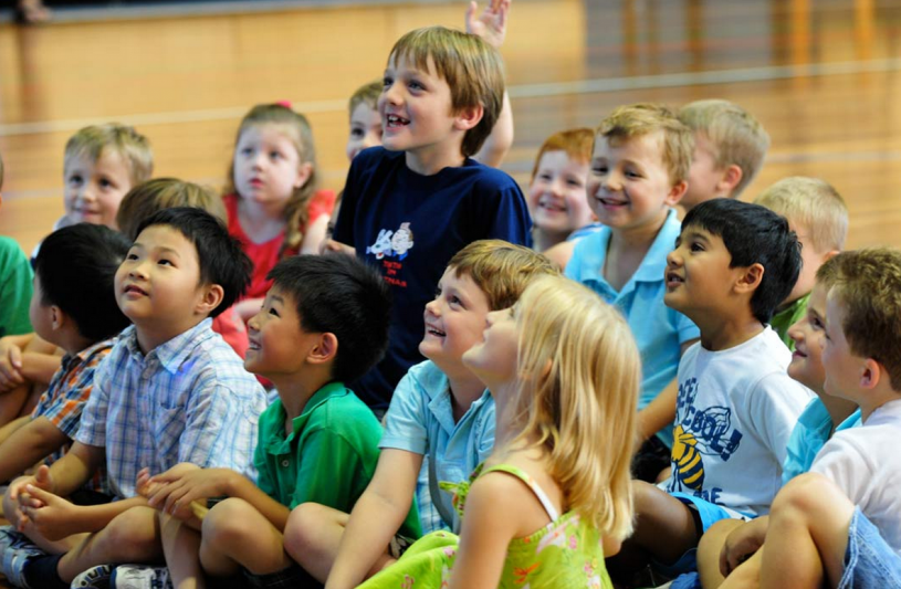 Magic for Kids. Sydney Kids Magician. Children’s show. Magic Kids ' 2010 '' Memphis ''.