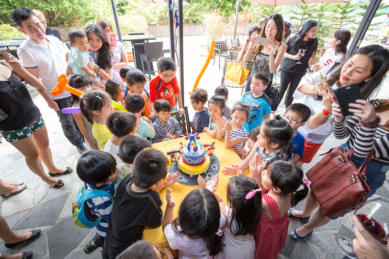 cake cutting cermeony