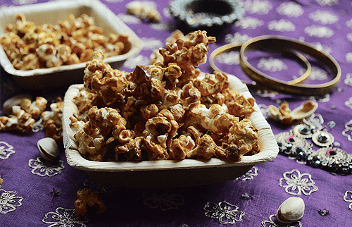 Brown Sugar Cardamom Popcorn Credits OneLifeTwoWays 500×322-min Cheese Prata Dog live food station