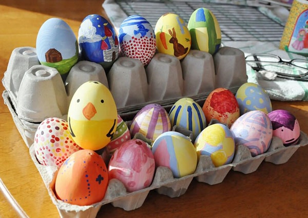 Easter Egg Painting 600×425-min